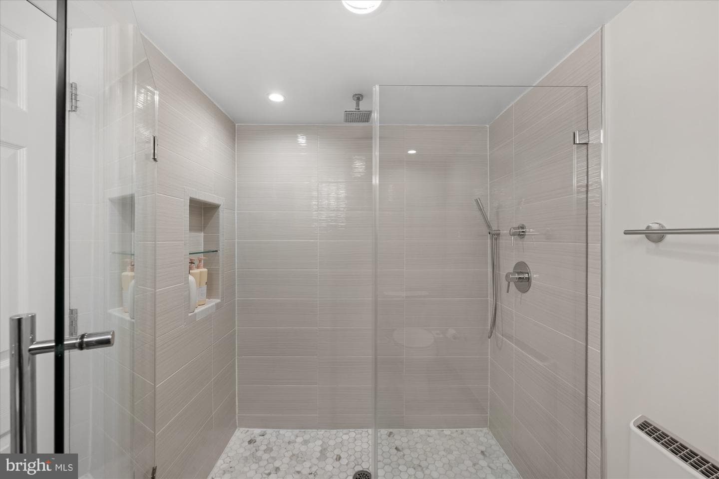 5302 Flanders Avenue photo 33