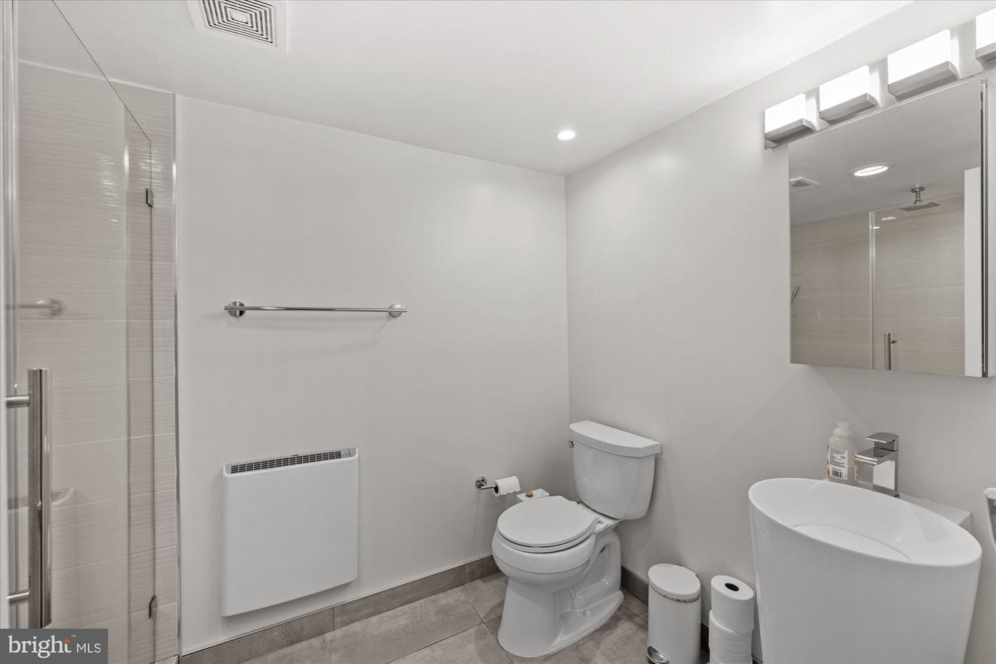 5302 Flanders Avenue photo 35