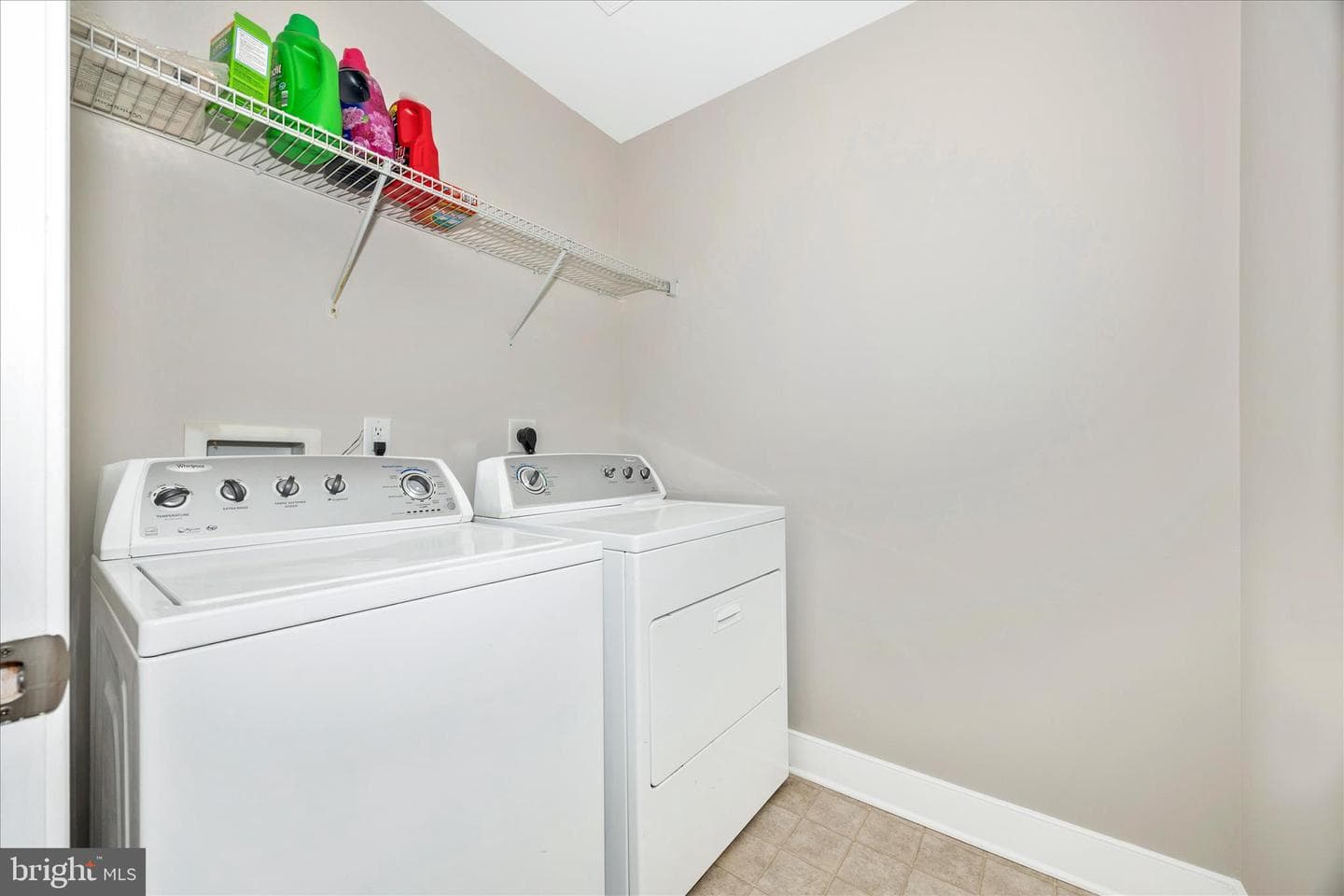 759 Cobbler Place #759 photo 32