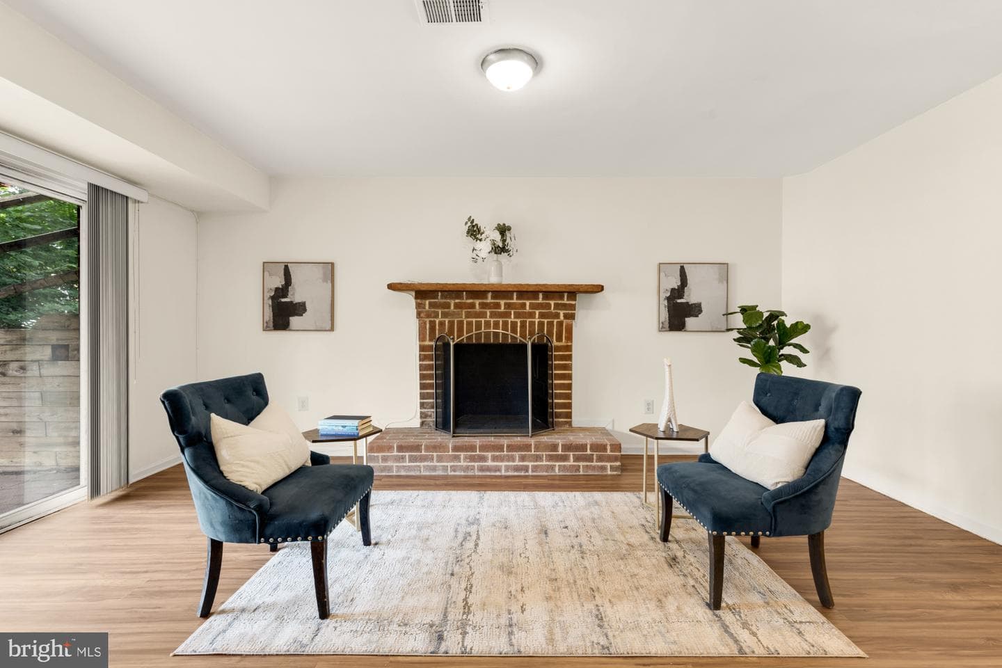 19 Shagbark Court photo 35