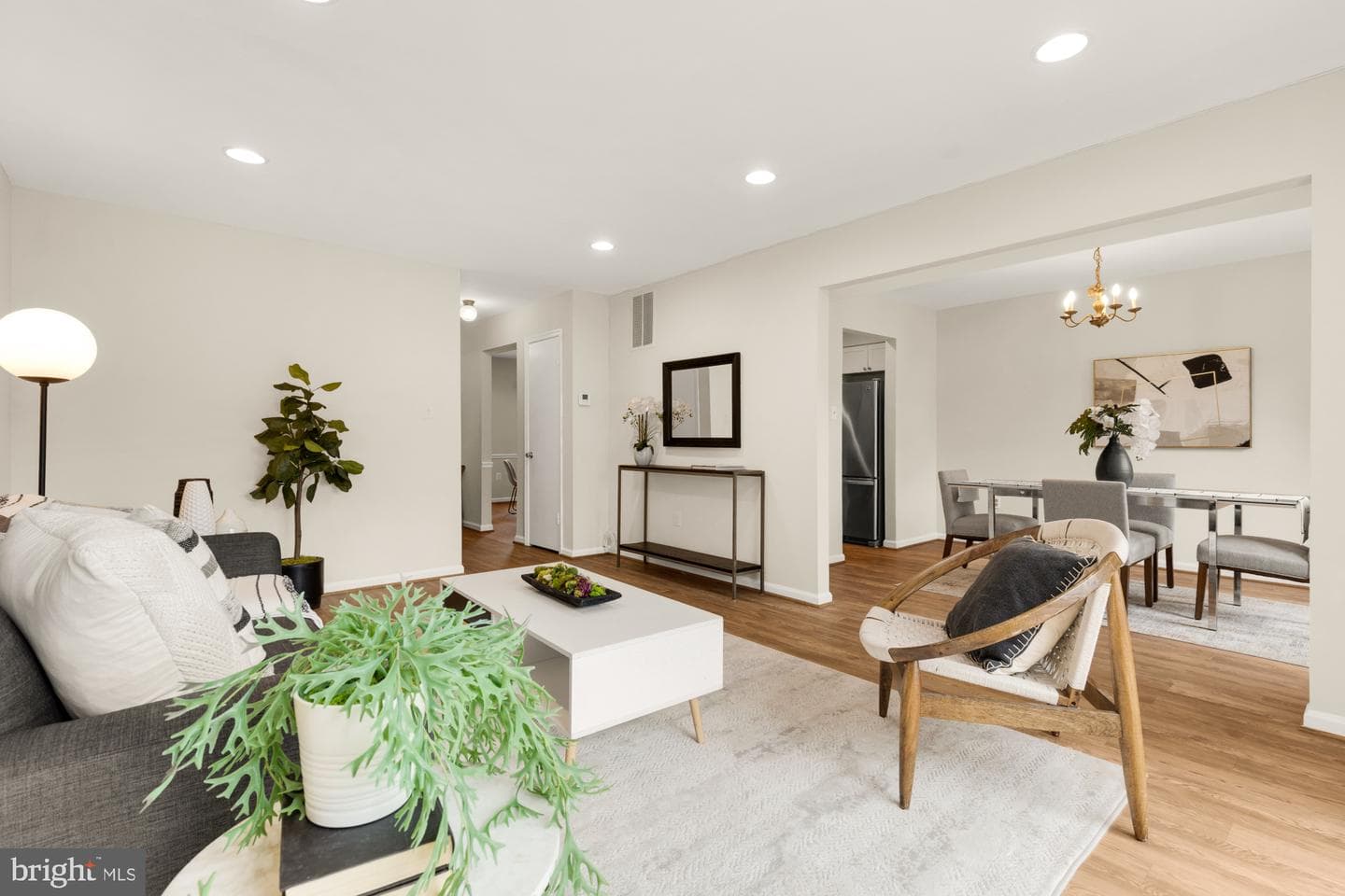 19 Shagbark Court photo 4