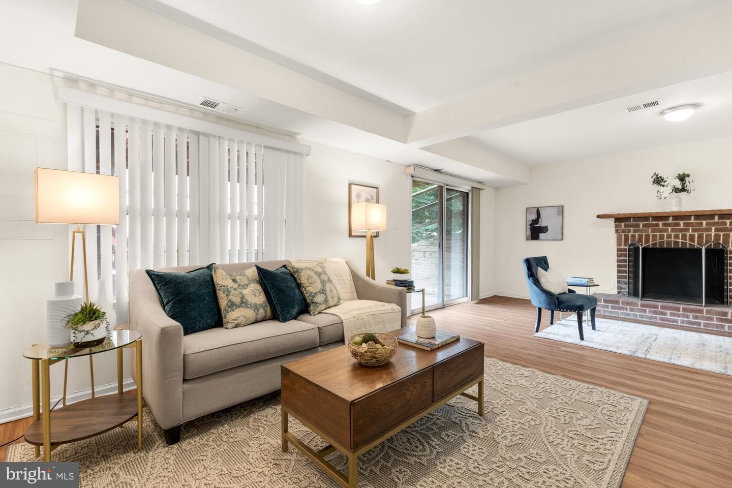 19 Shagbark Court photo 9