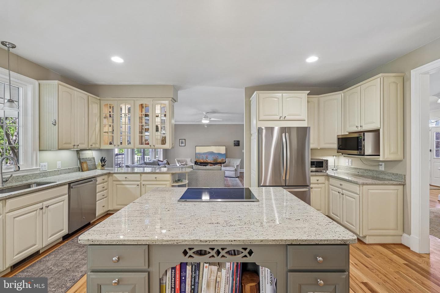 15224 Jones Lane photo 11
