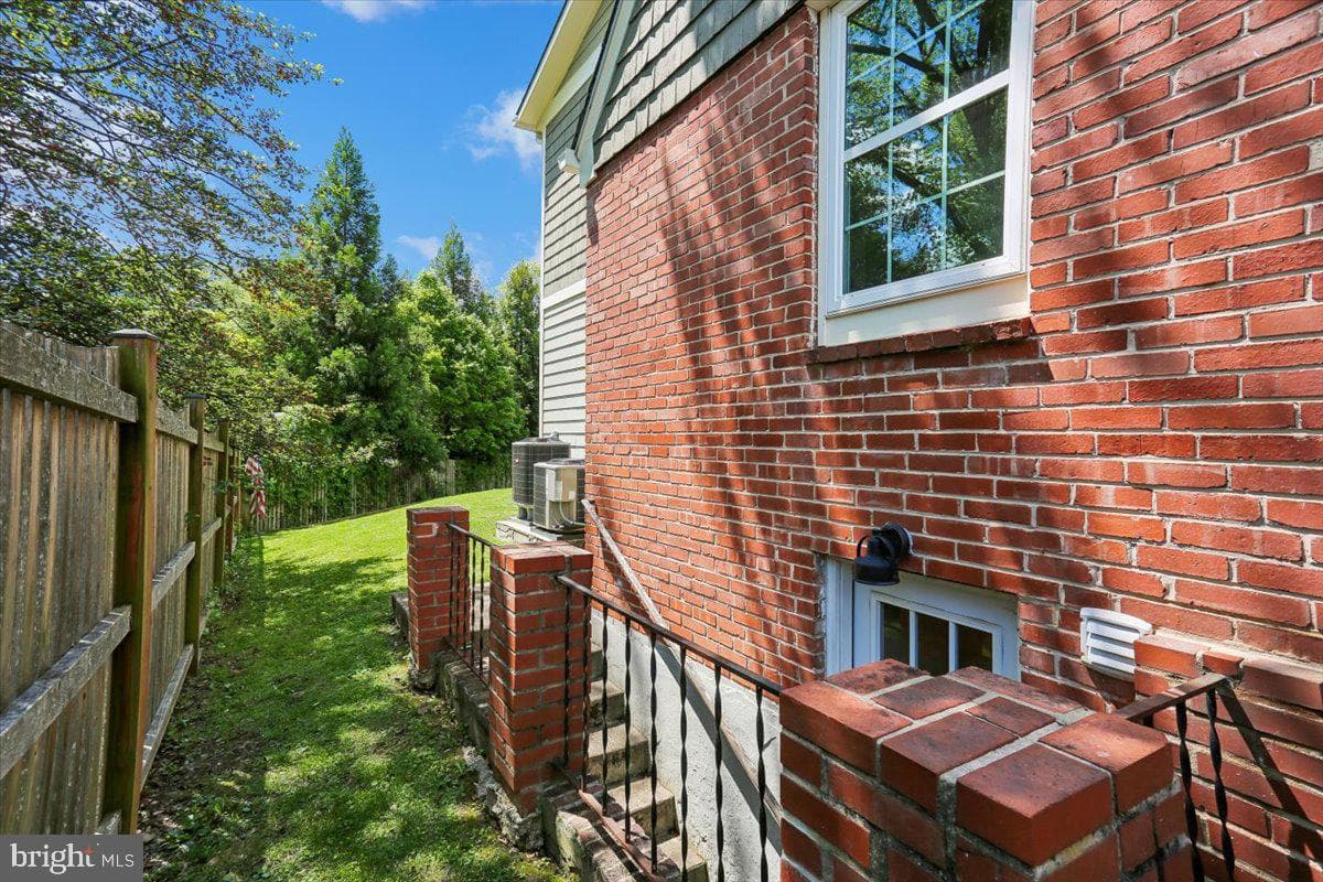 8812 2nd Avenue photo 37