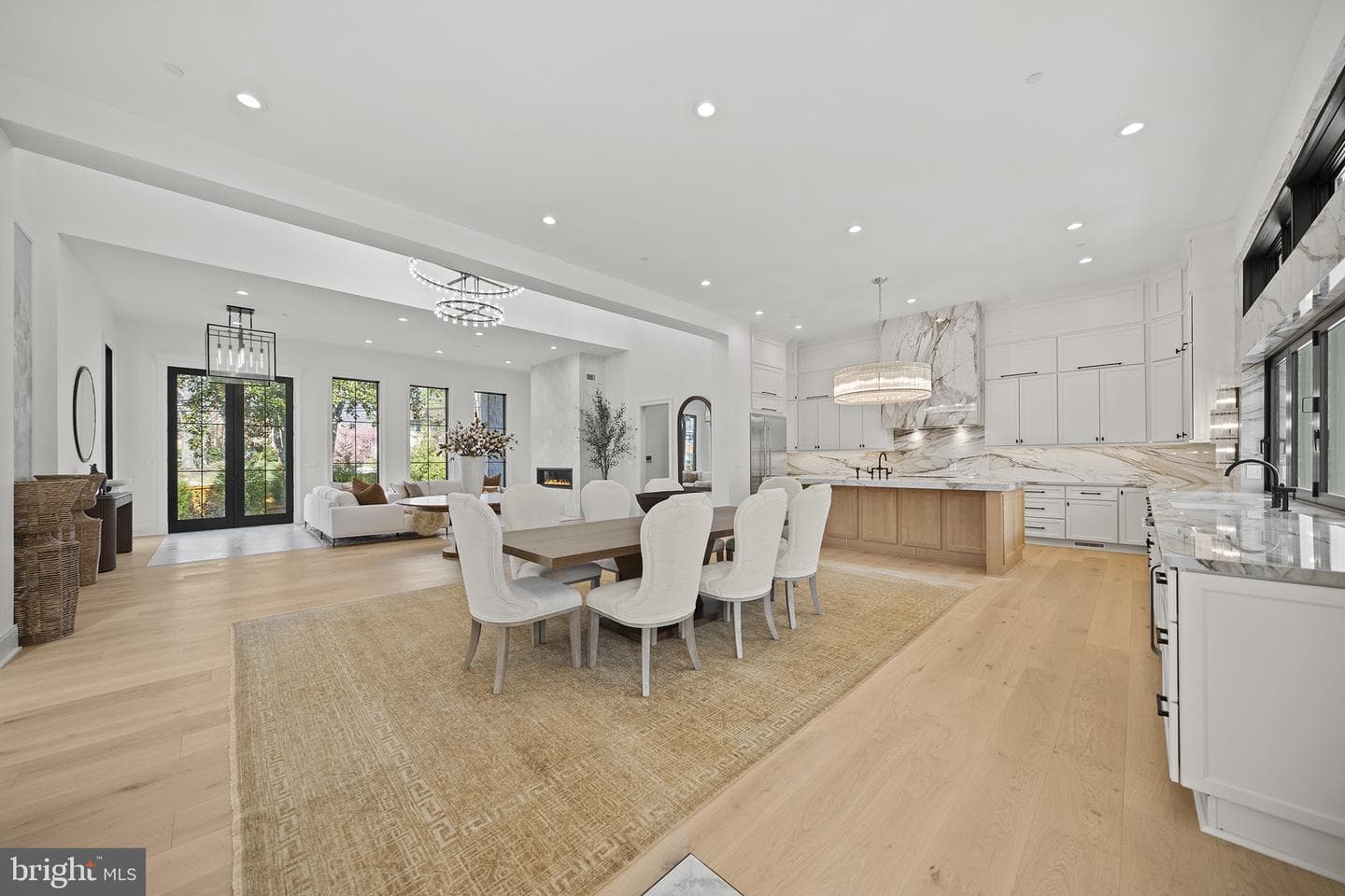 6116 Eastview Street photo 11