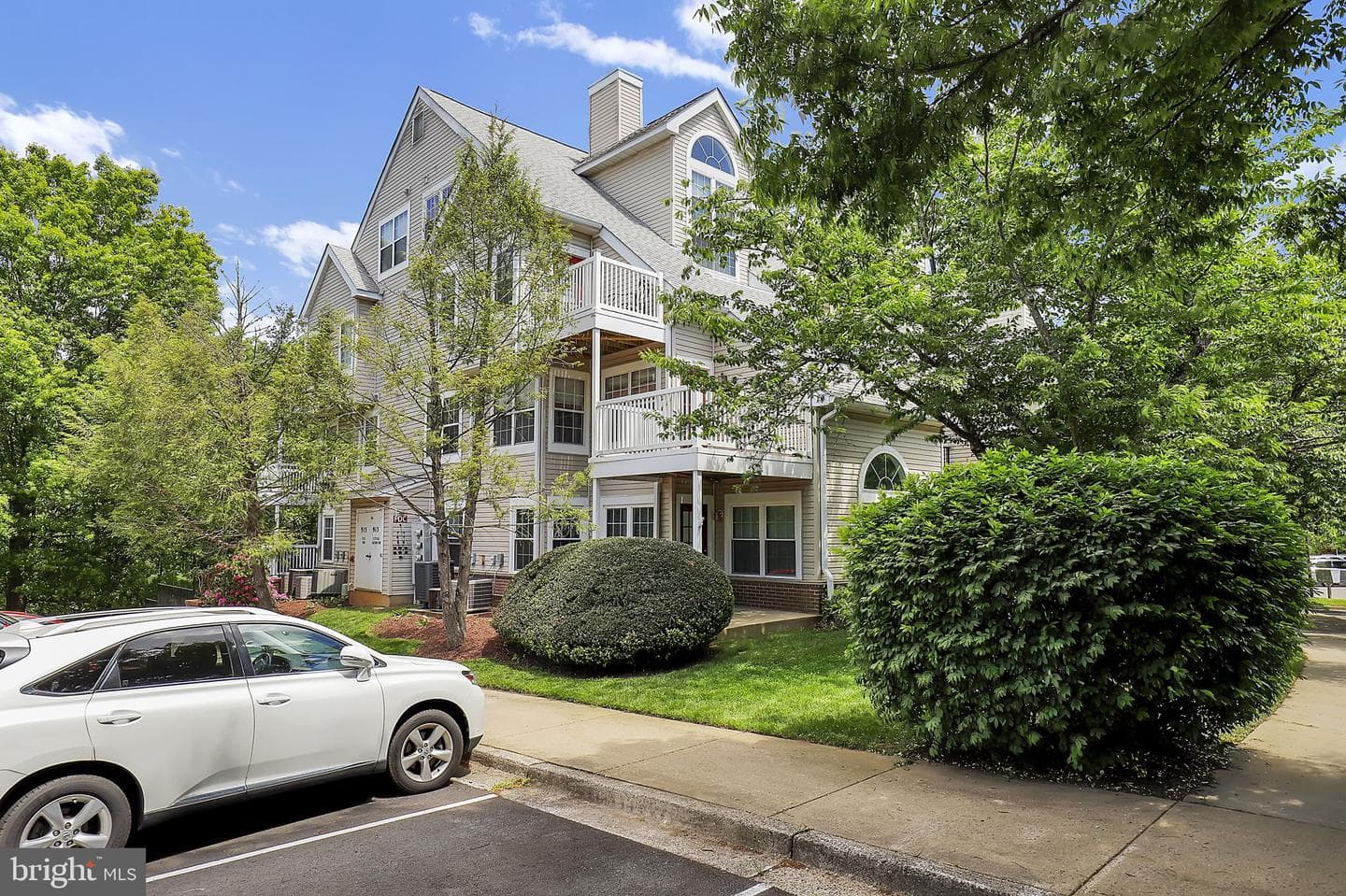 913 Hillside Lake Terrace #412 photo 25