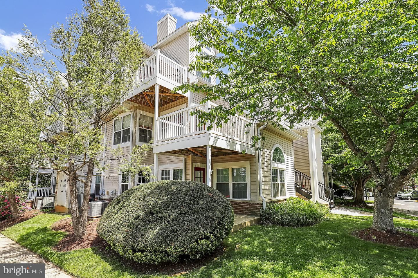 913 Hillside Lake Terrace #412 photo 27