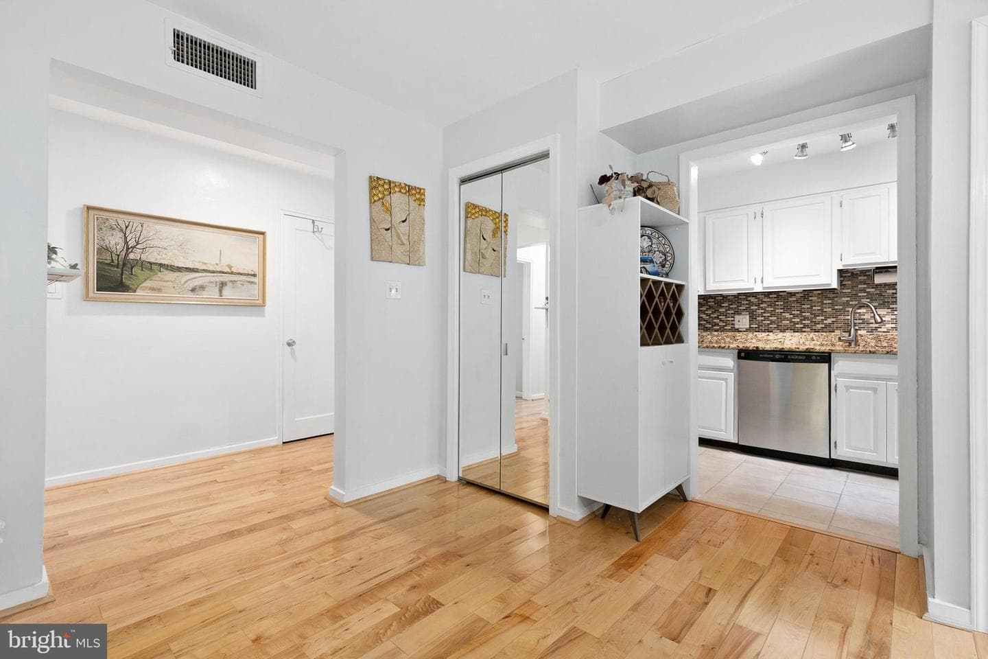 2212 Washington Avenue #103 photo 15