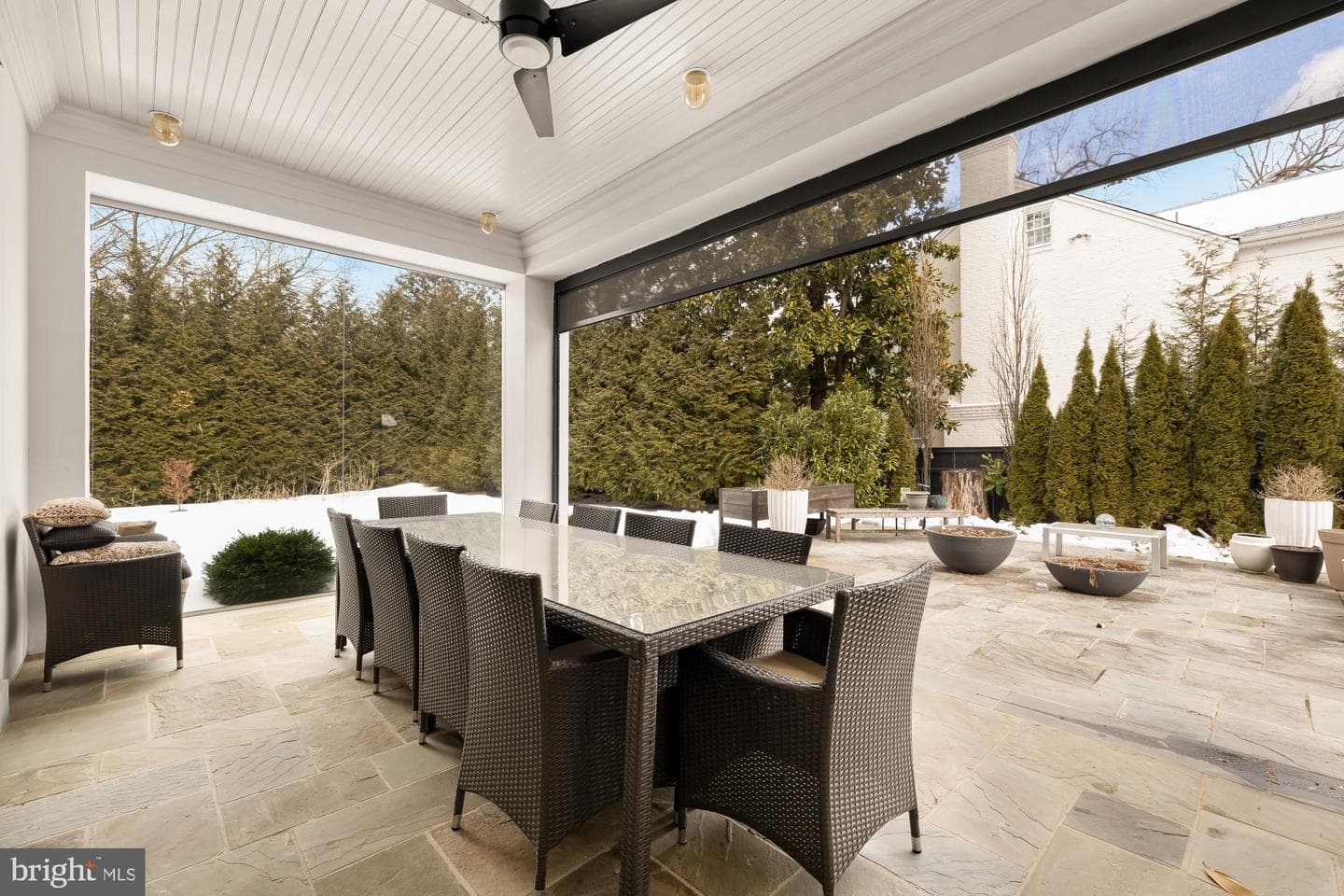 7613 Glenbrook Road photo 32