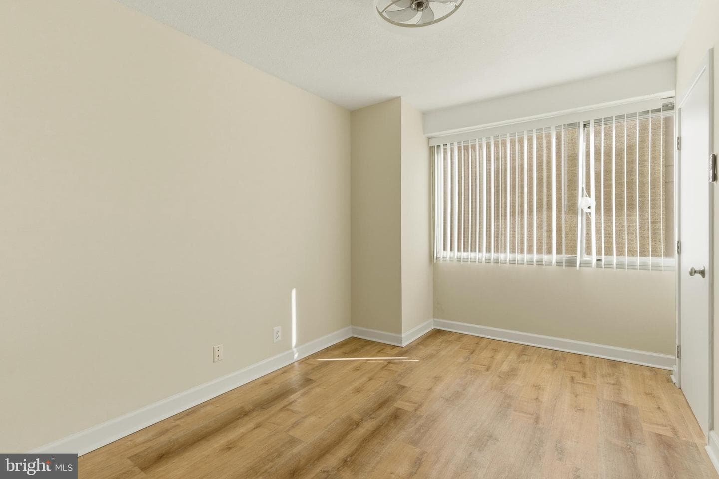 4515 Willard Avenue #606s photo 16