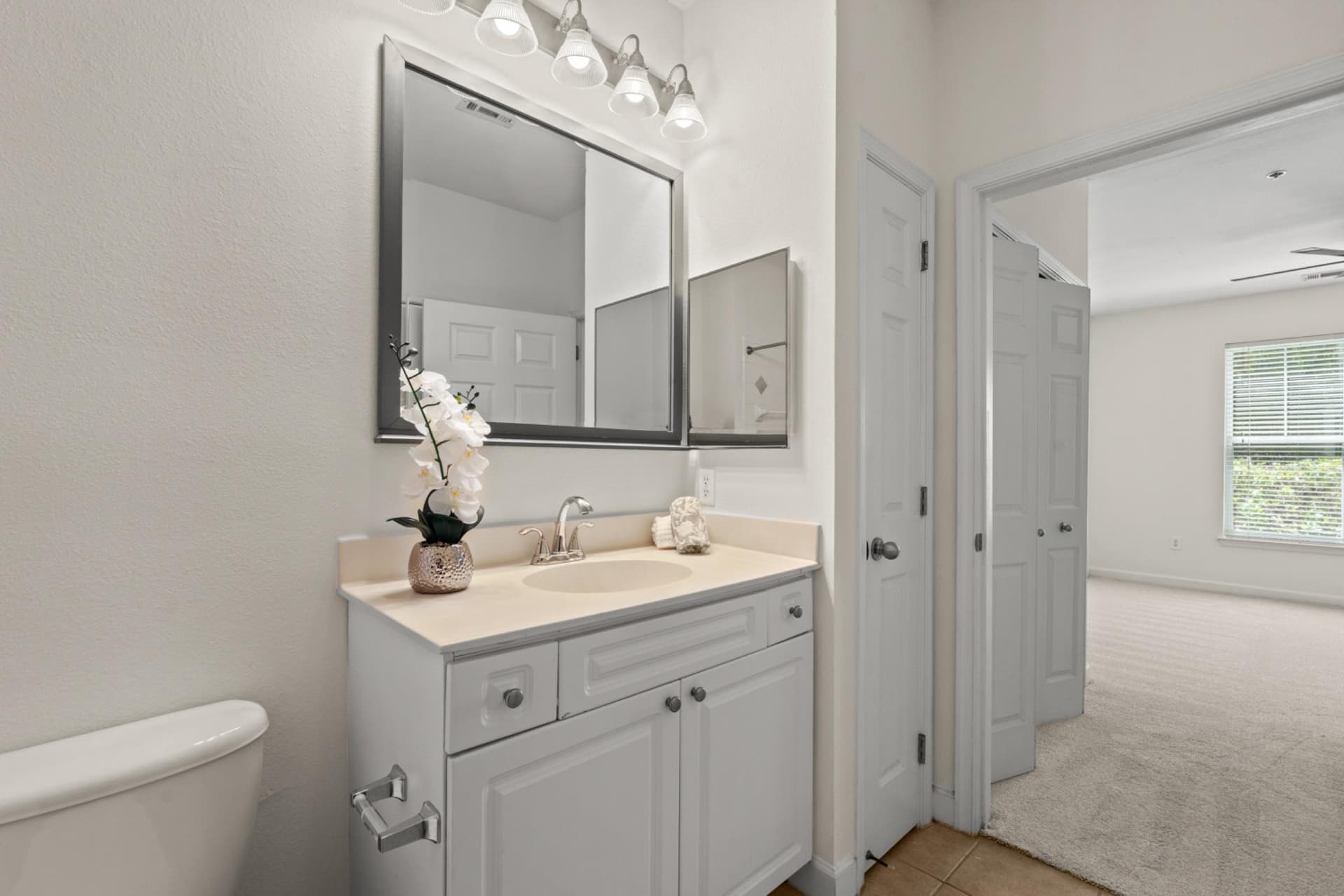 501 Hungerford Drive #154 photo 25