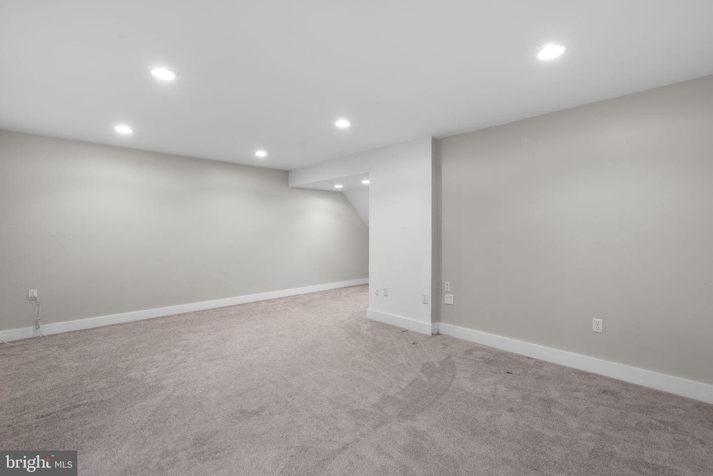 16 Gravenhurst Court photo 14