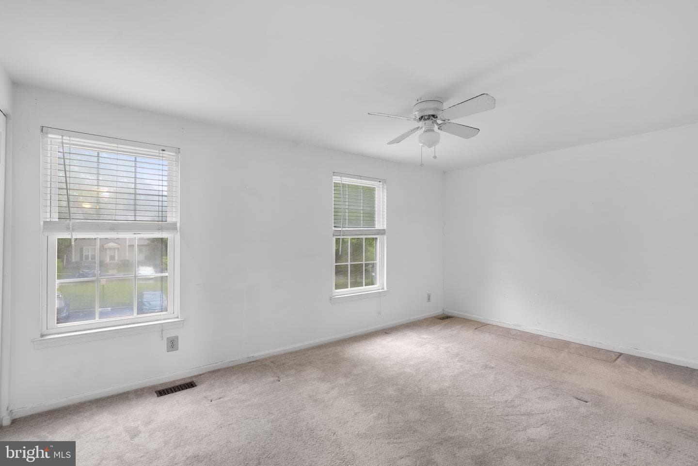 16 Gravenhurst Court photo 8
