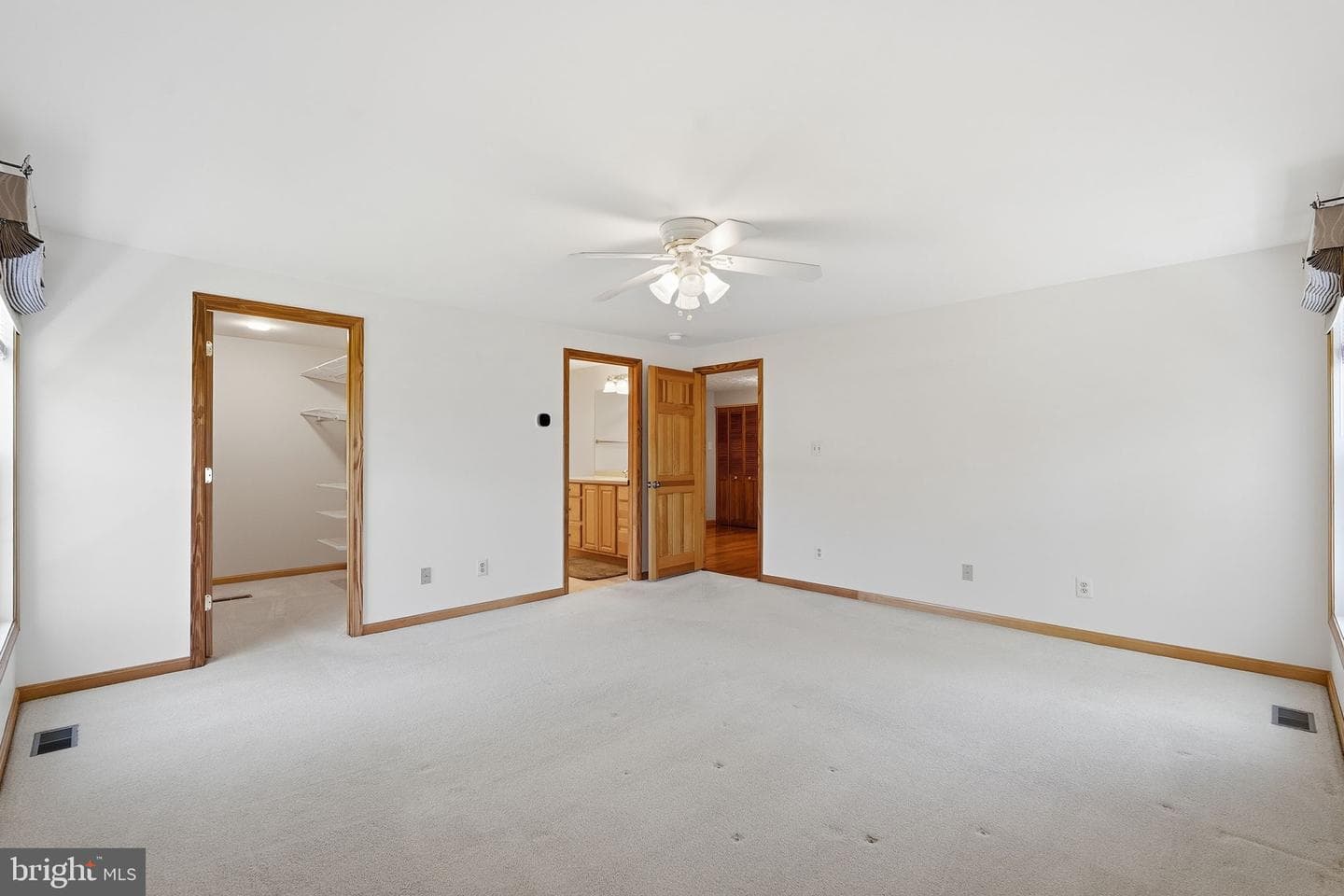 7409 Lake Katrine Terrace photo 13