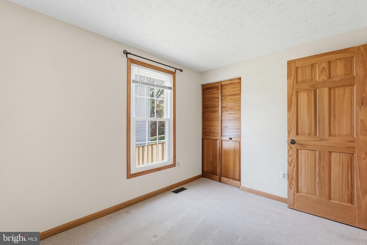 7409 Lake Katrine Terrace photo 14