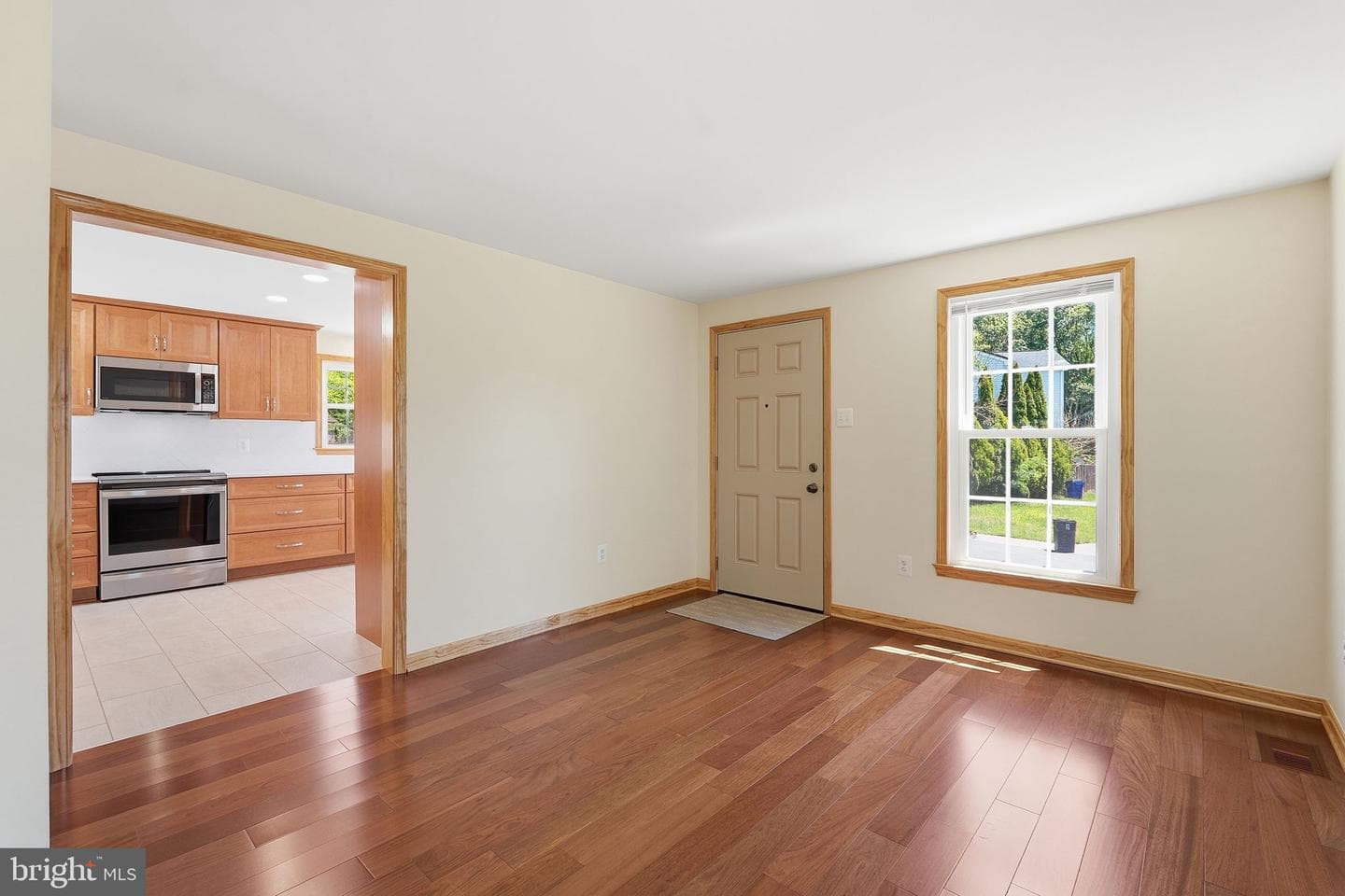7409 Lake Katrine Terrace photo 4