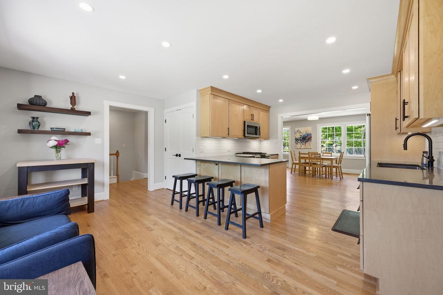 14412 Sandy Ridge Road photo 2