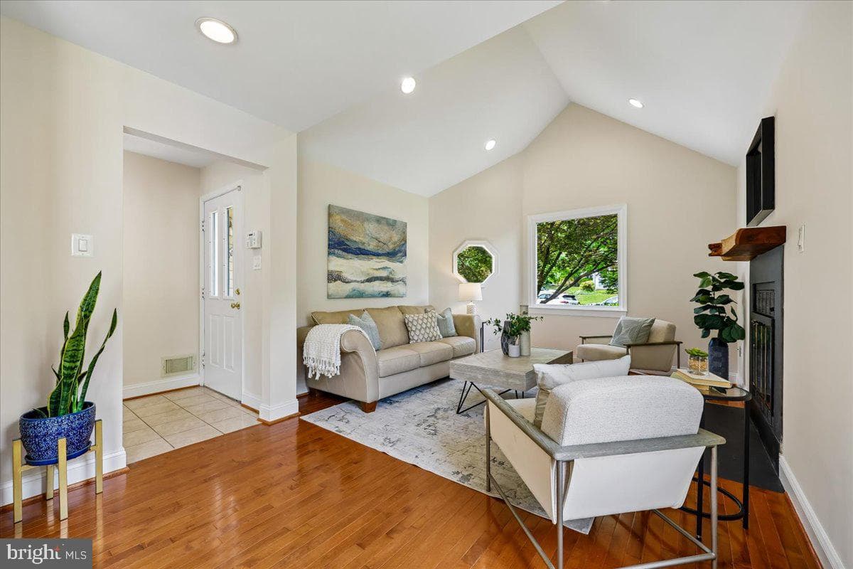 10029 Pratt Place photo 11