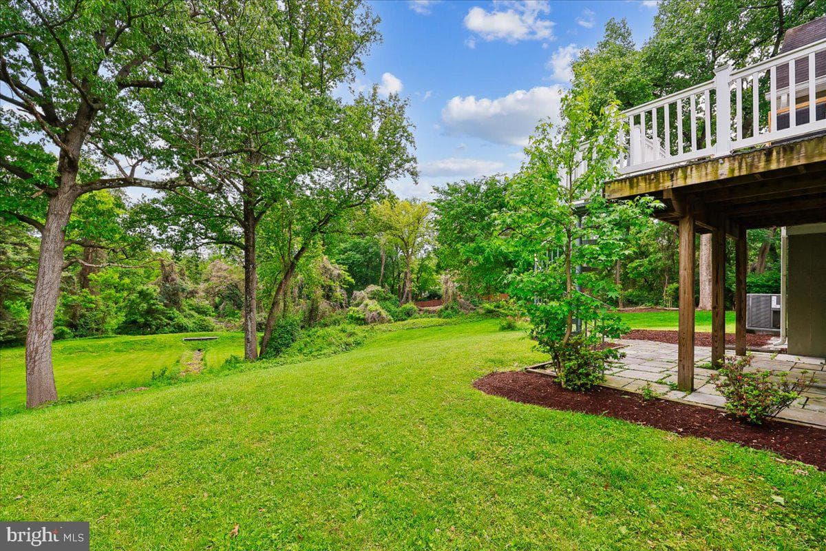 10029 Pratt Place photo 3
