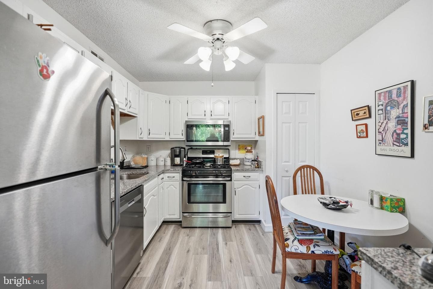 5225 Pooks Hill Road #910n photo 3