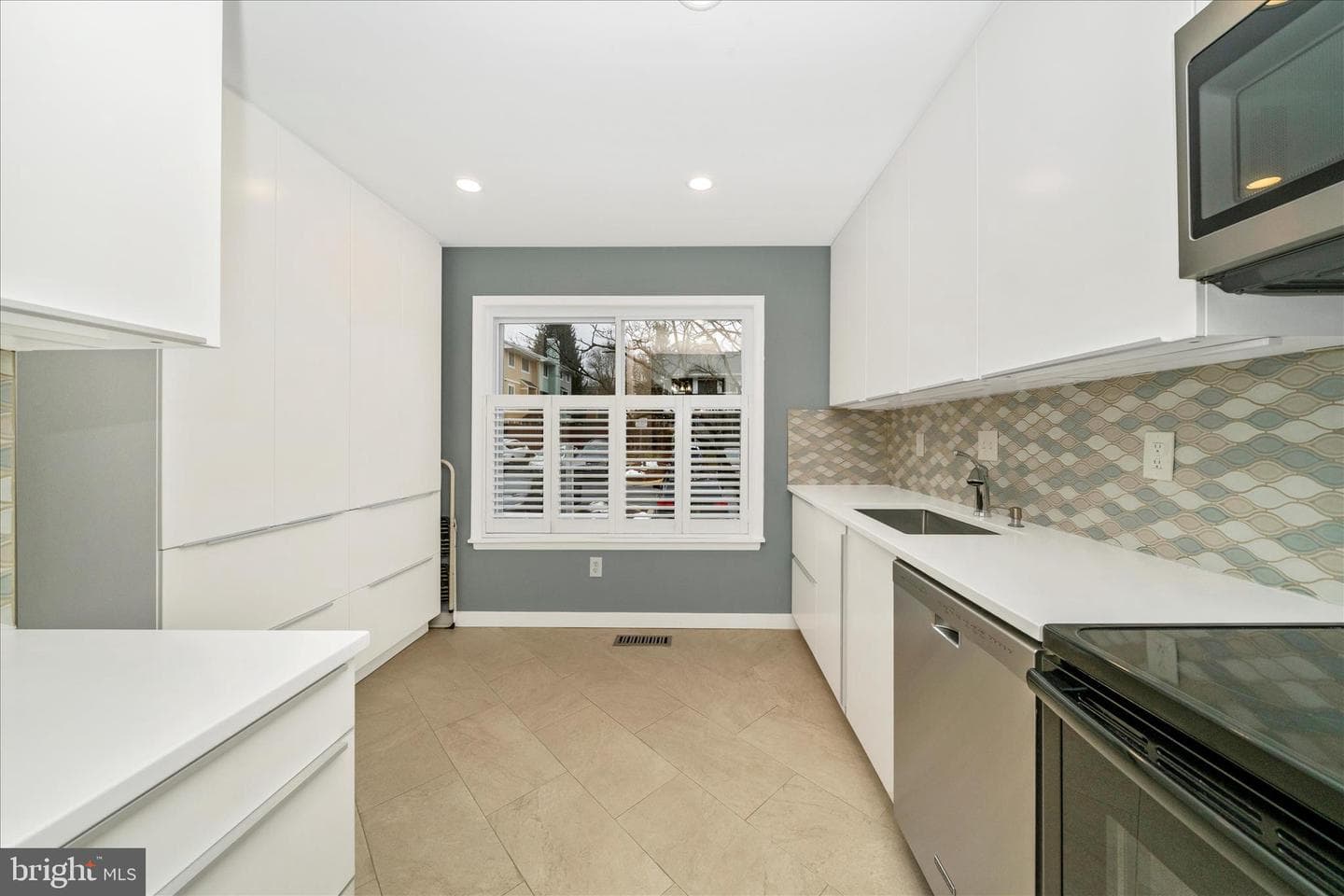 18511 Eagles Roost Drive photo 17