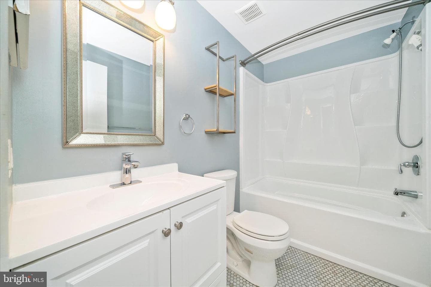 18511 Eagles Roost Drive photo 32
