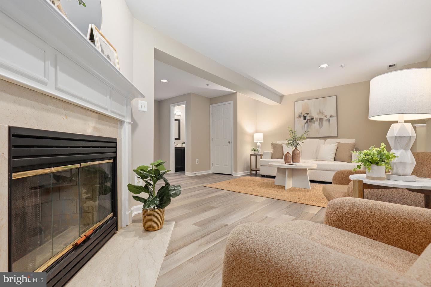 8 Winter Garden Court photo 35