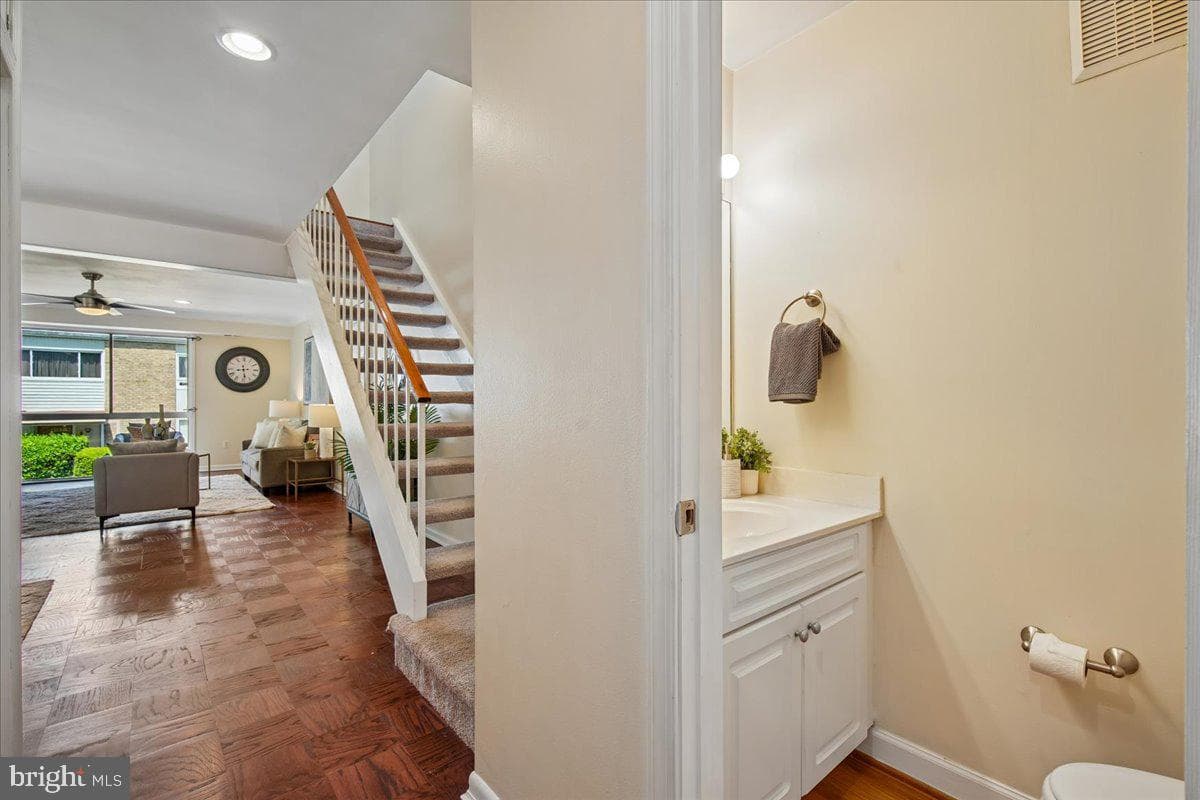 3121 University Boulevard W #4 photo 24