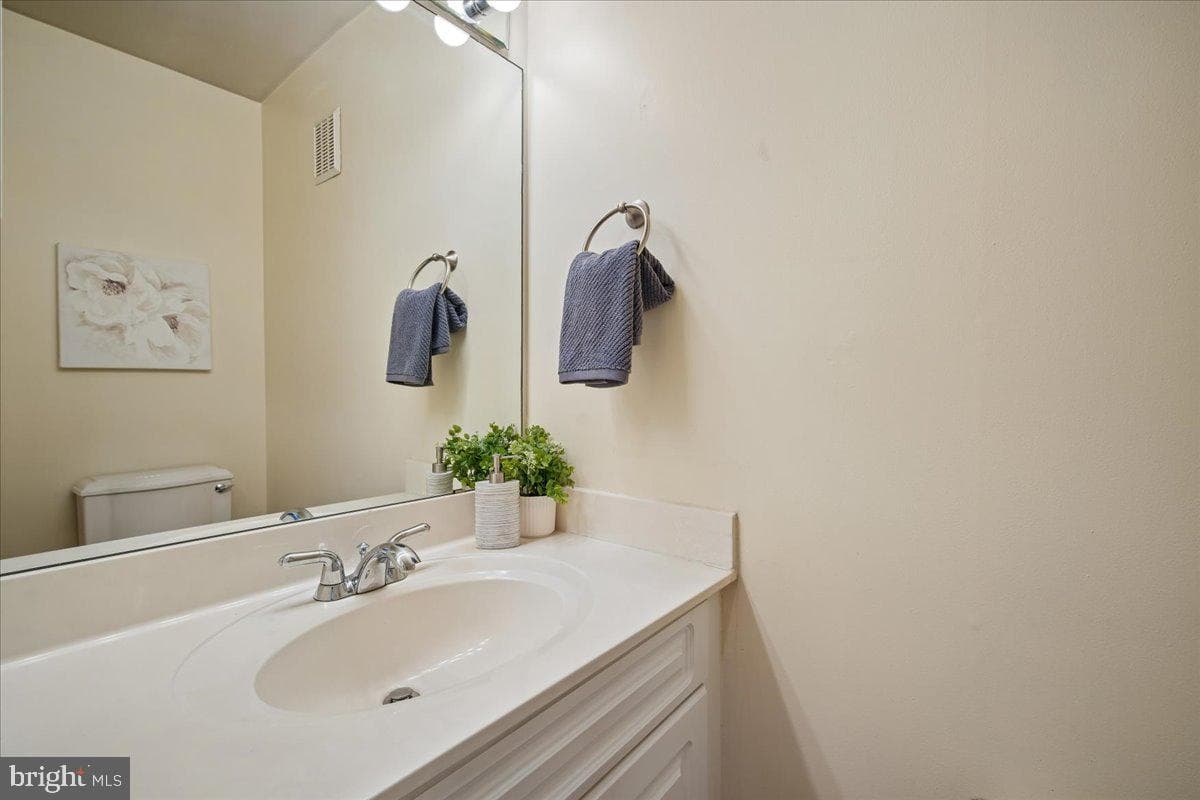 3121 University Boulevard W #4 photo 25