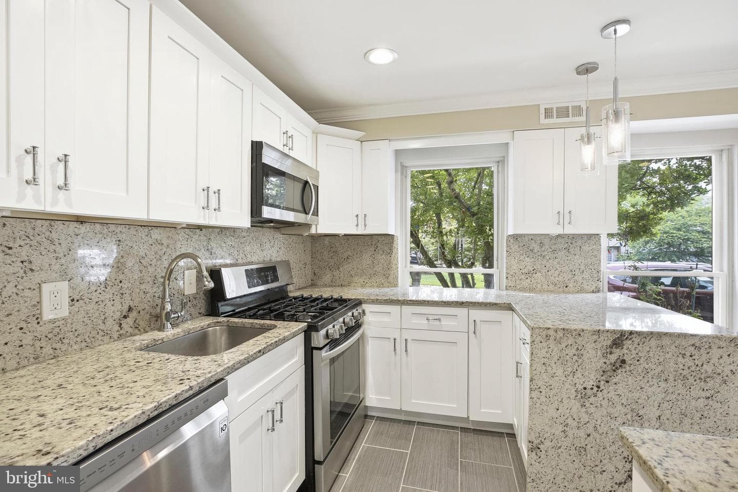2448 Sun Valley Circle #7-J photo 11