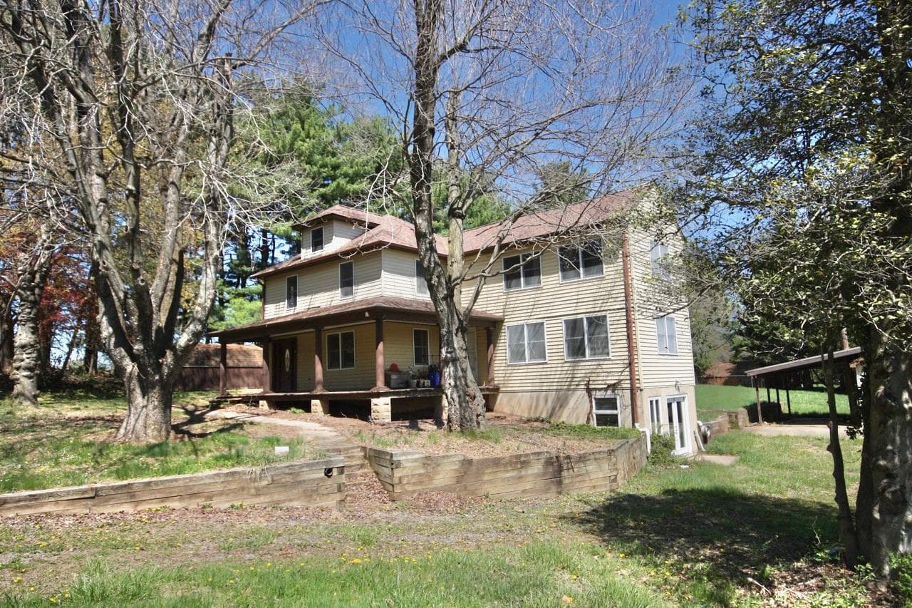 12821 Prices Distillery Road photo 1