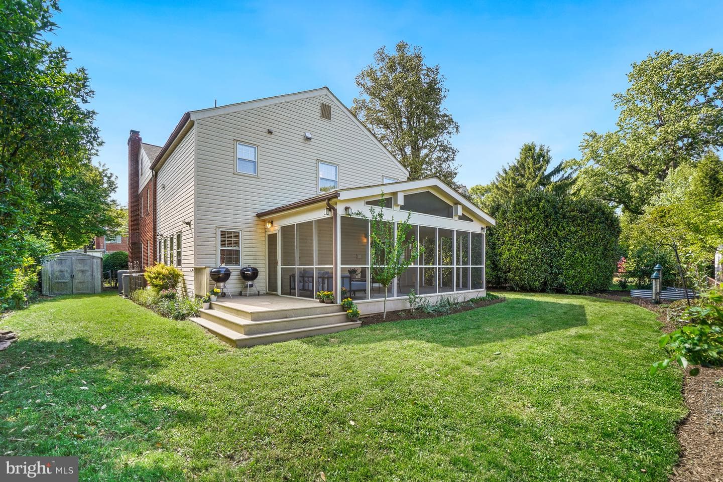 8613 Irvington Avenue photo 46