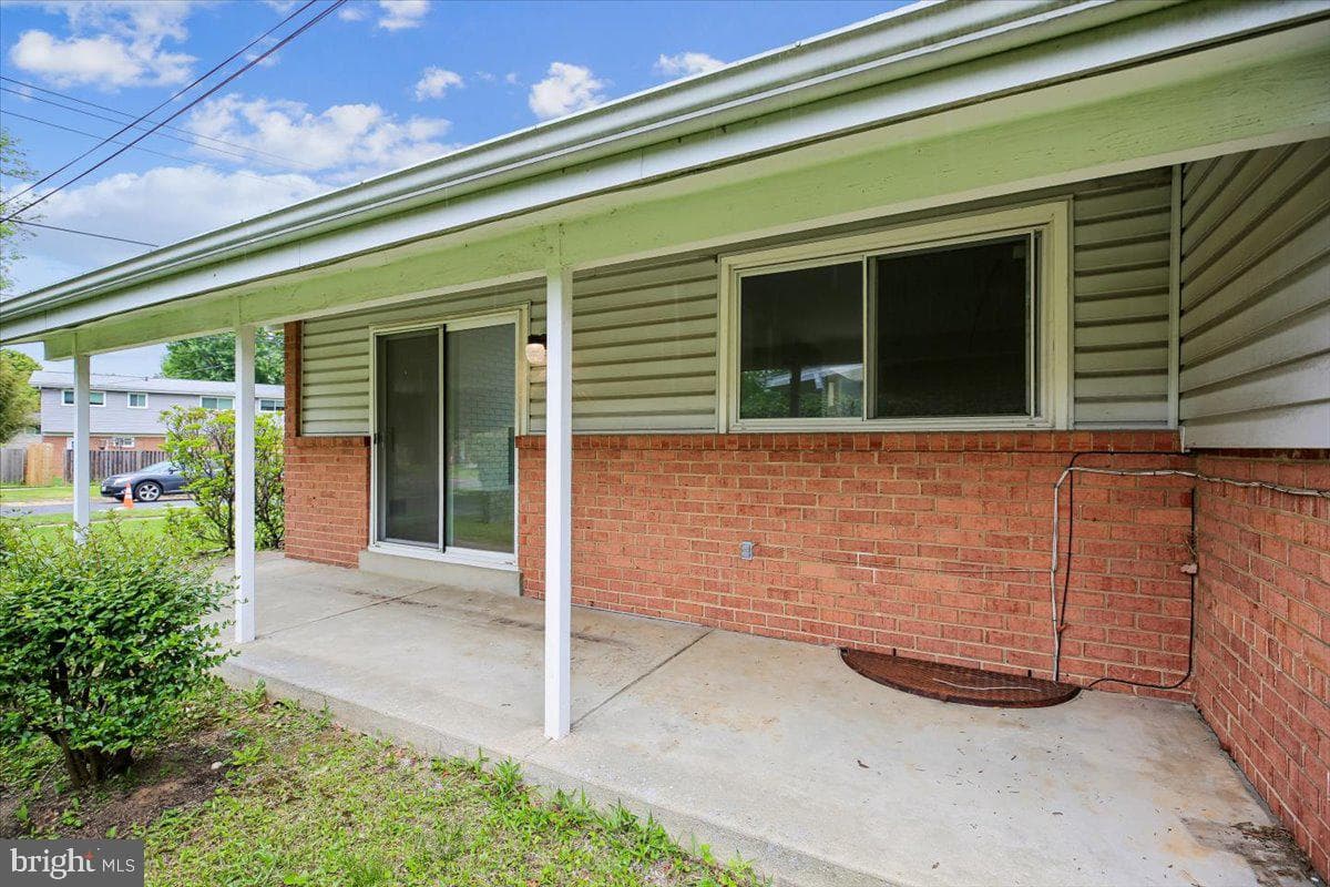 1002 N Belgrade Road photo 37