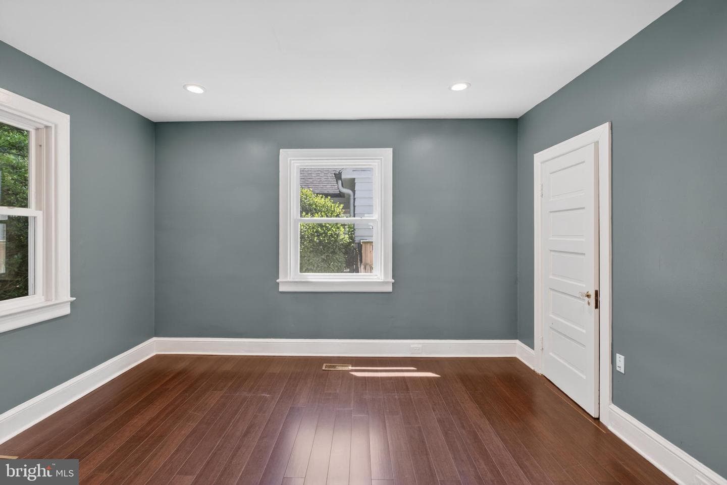 4415 Bradley Lane photo 18