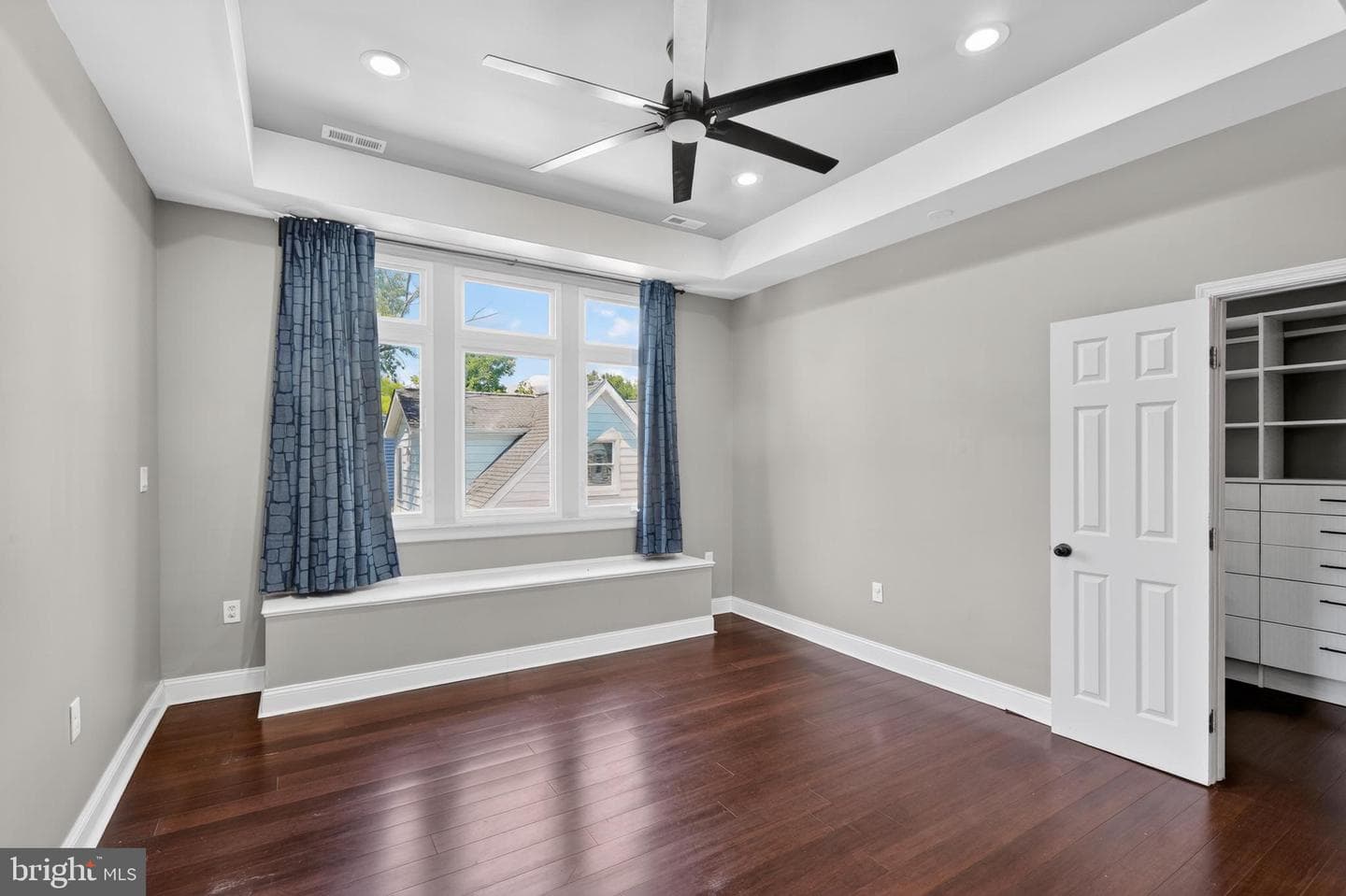 4415 Bradley Lane photo 27