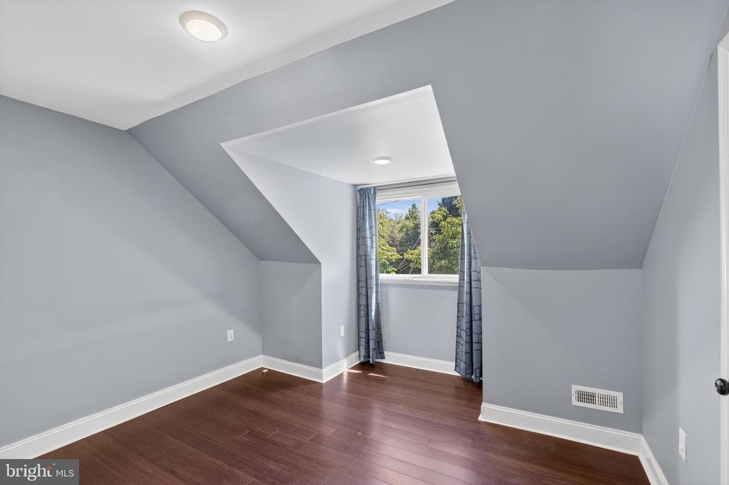 4415 Bradley Lane photo 35