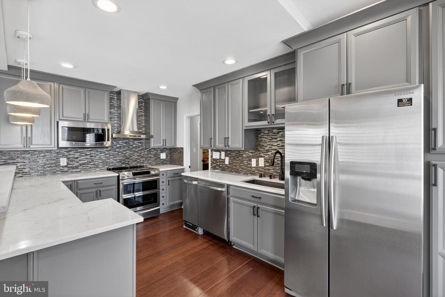 4415 Bradley Lane photo 8