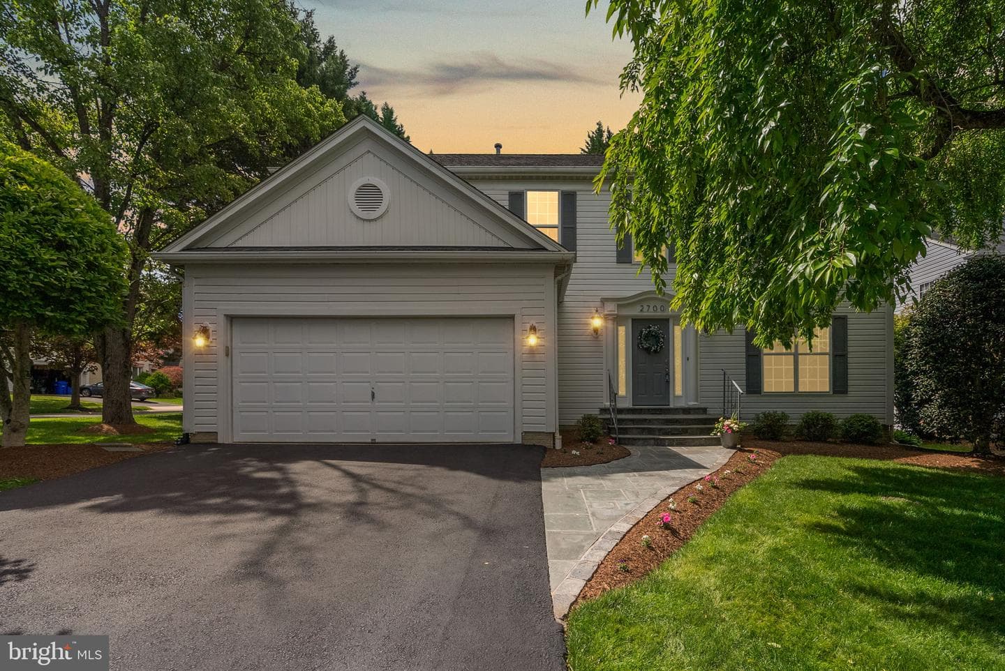 2700 Snowberry Place photo 2