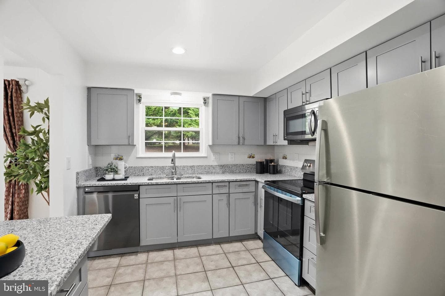 14402 Stepping Stone Way photo 9