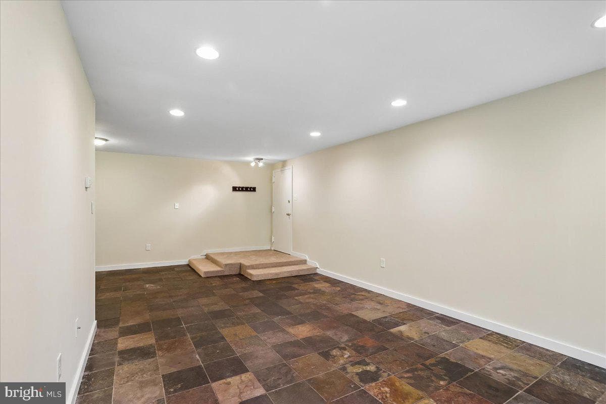 403 Christopher Avenue #33 photo 10