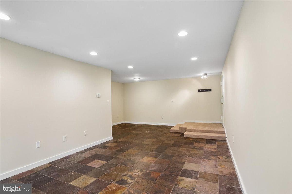403 Christopher Avenue #33 photo 11
