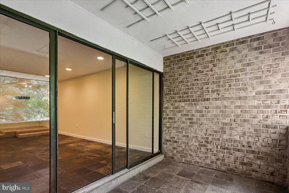 403 Christopher Avenue #33 photo 16