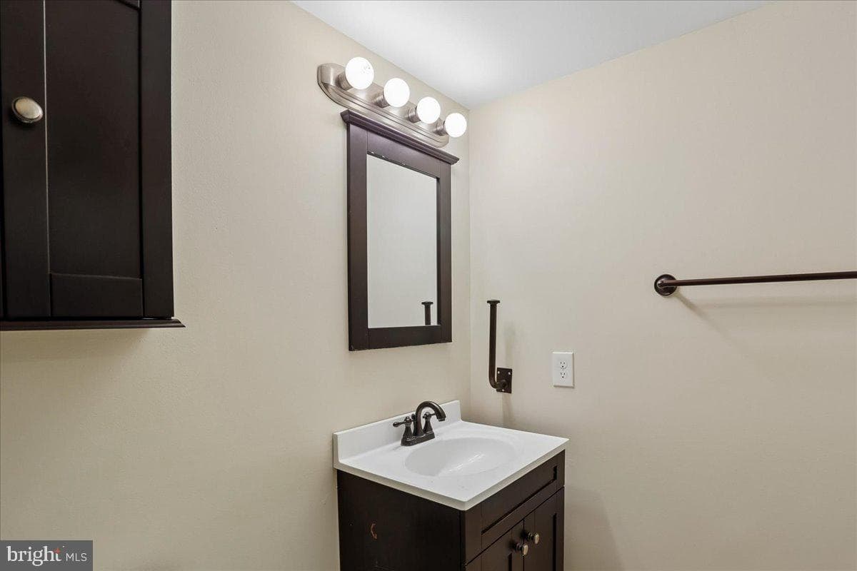 403 Christopher Avenue #33 photo 39