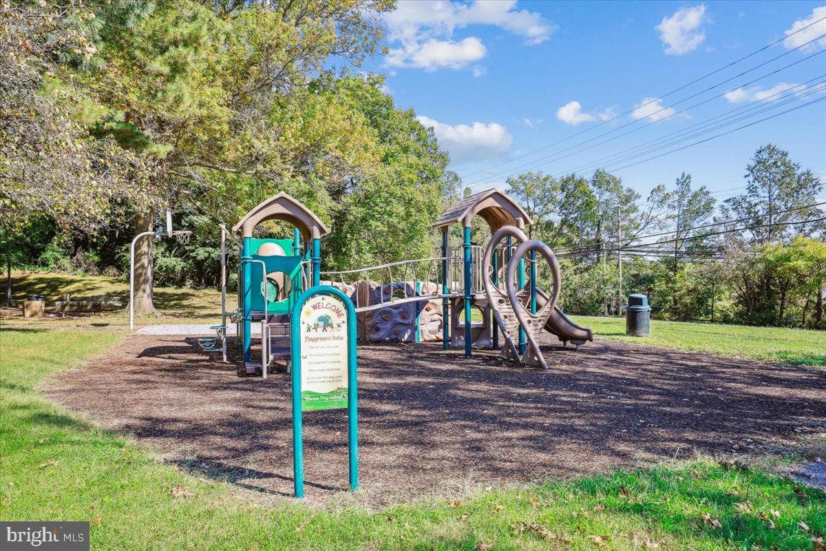 403 Christopher Avenue #33 photo 76