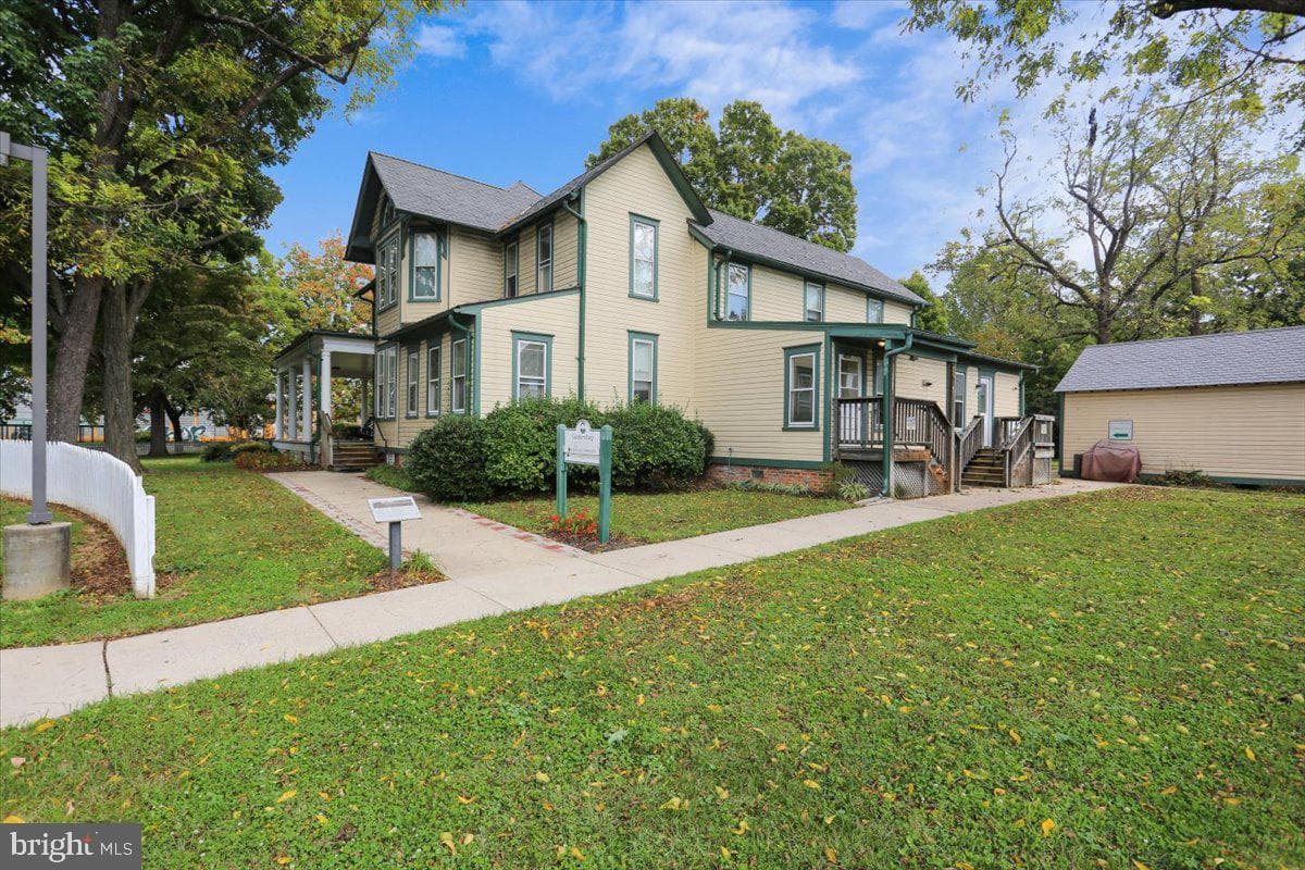 403 Christopher Avenue #33 photo 85