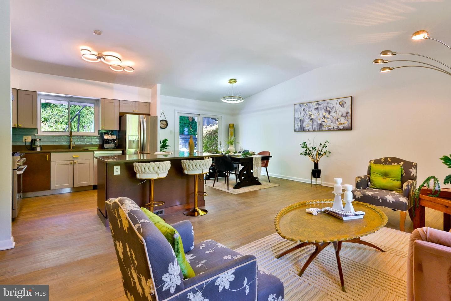 1206 Sarah Drive photo 5