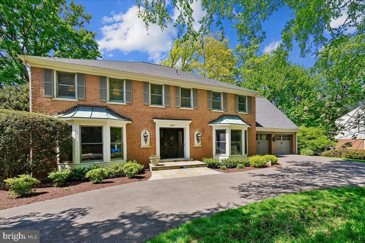6904 Earlsgate Way photo 1