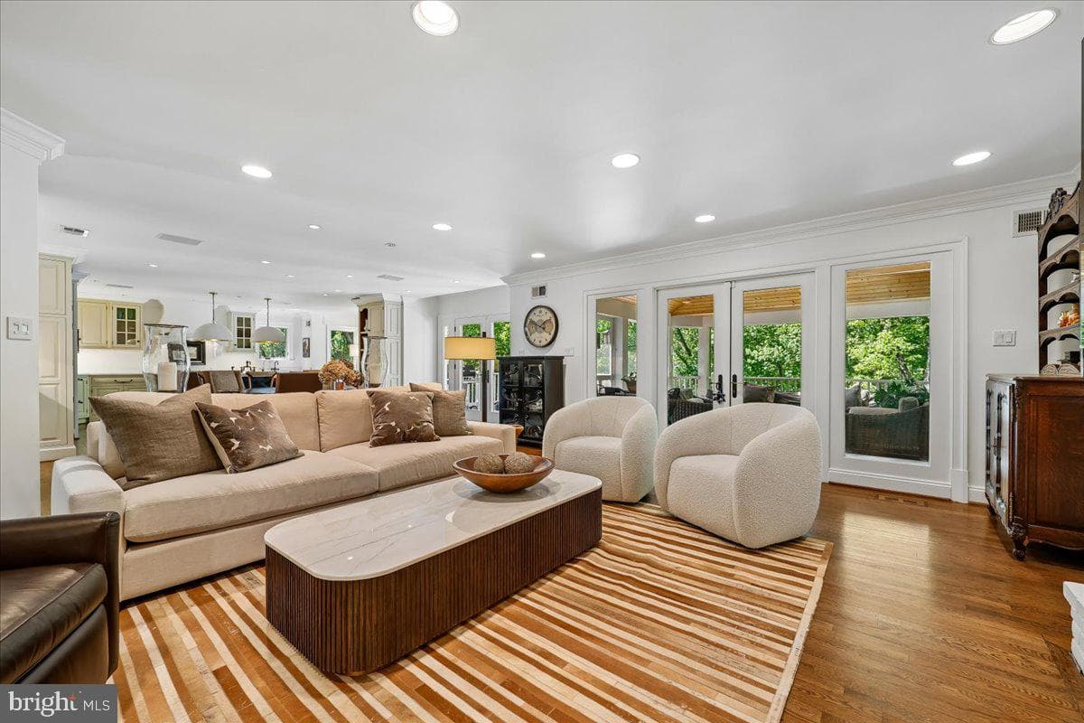 6904 Earlsgate Way photo 12