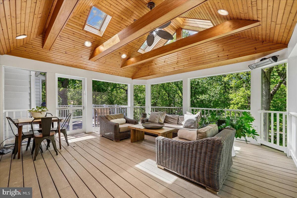 6904 Earlsgate Way photo 13