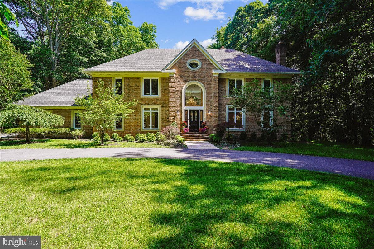9455 Newbridge Drive, Potomac